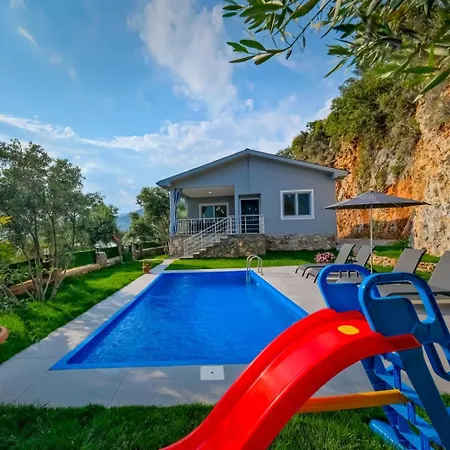 Goecek Deniz Manzarali Kiralik دالامان
