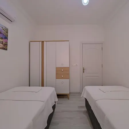 Goecek Deniz Manzarali Kiralik فيلة *